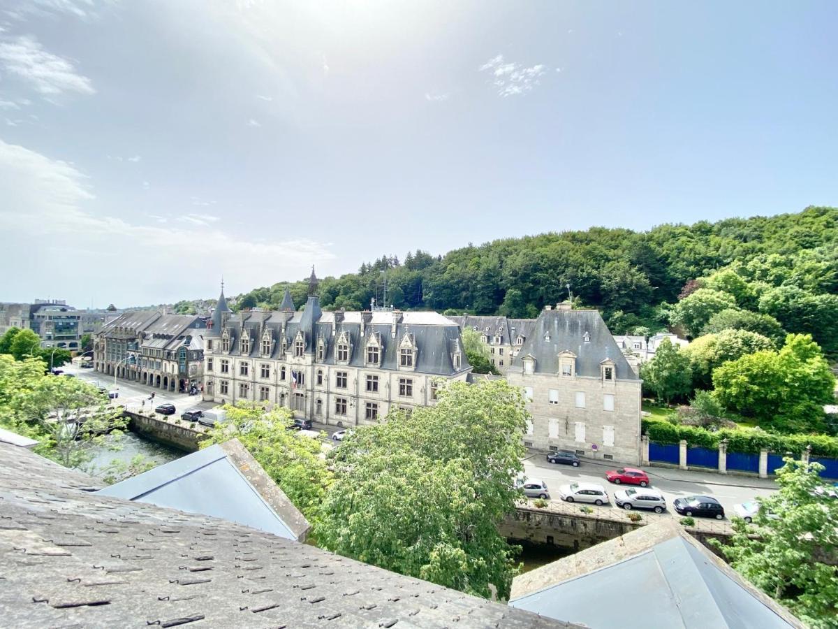 Le Nid Des Quais - Vue Panoramique Au Coeur De La Ville - Wifi - Entree Autonome 坎佩尔 外观 照片