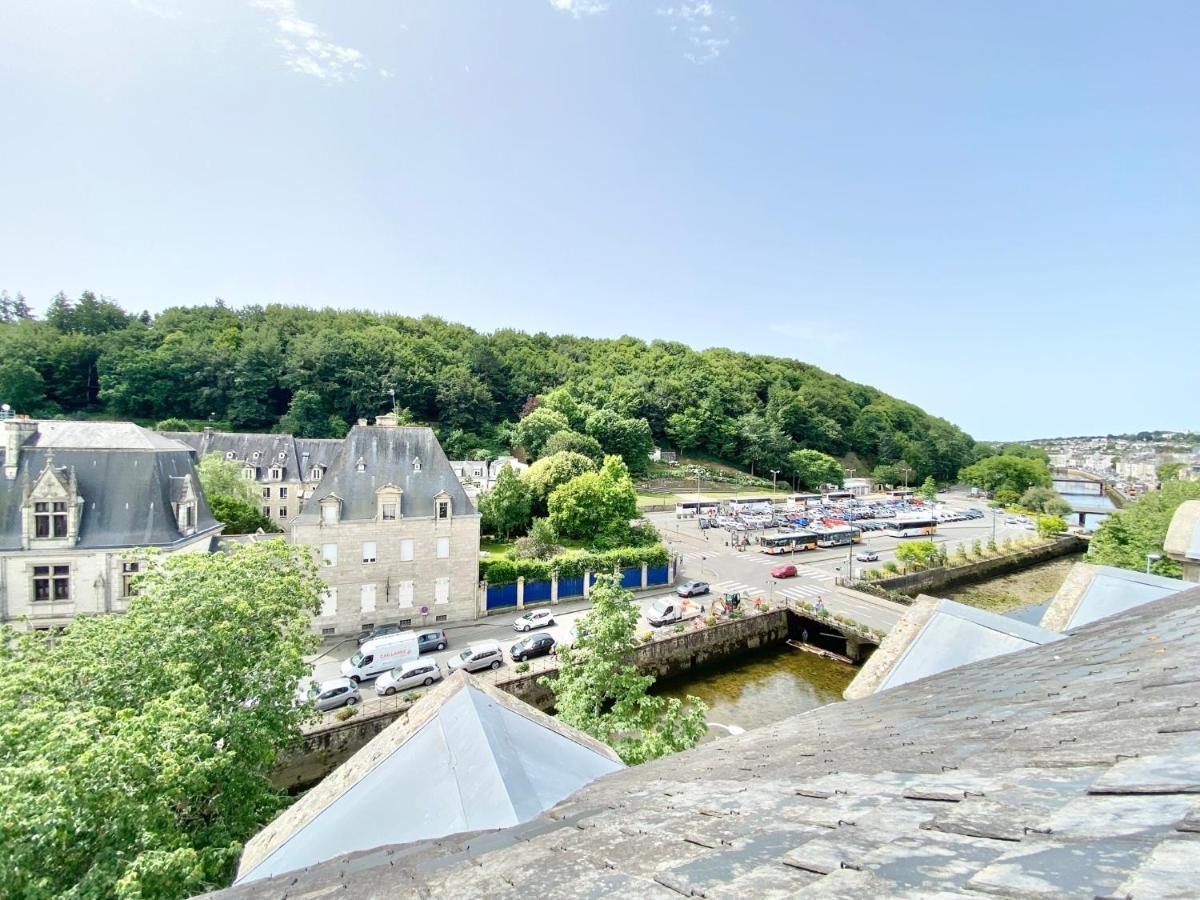 Le Nid Des Quais - Vue Panoramique Au Coeur De La Ville - Wifi - Entree Autonome 坎佩尔 外观 照片