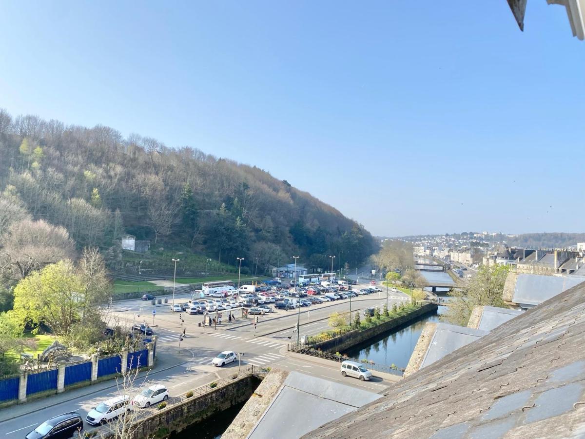 Le Nid Des Quais - Vue Panoramique Au Coeur De La Ville - Wifi - Entree Autonome 坎佩尔 外观 照片